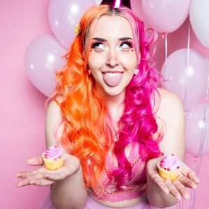 Meet your Posher, Jenna